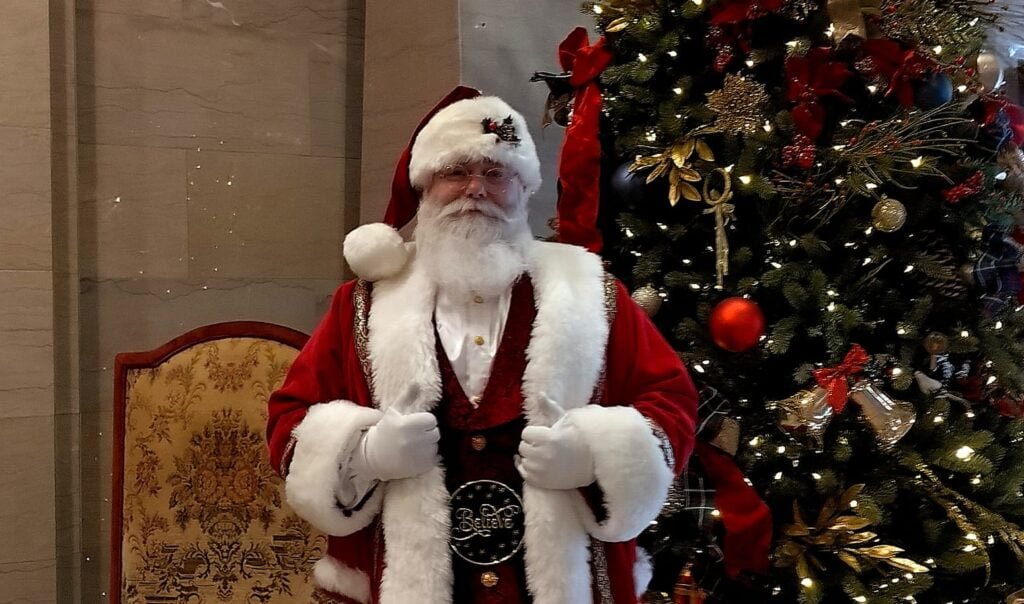 Affordable Chattanooga Santa Claus for corporate parties